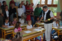 /album/a2-zari-2013-poprve-do-skoly/prvni-skolni-den-4-jpg/